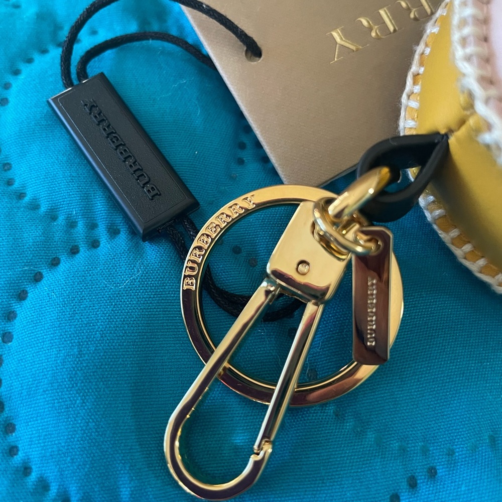 BNWT. Larch Multi Burberry Bird Bag/Key Charm. - Picture 7 of 8